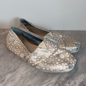 Silver Toms sz 8.5
